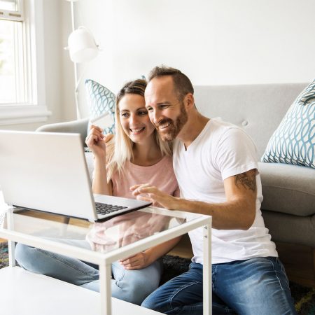 couple-on-computer-450x450 couple-on-computer-450x450